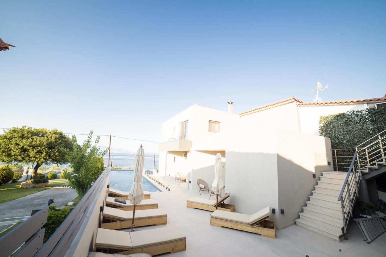 Theros Suites Dhiminio Exterior foto