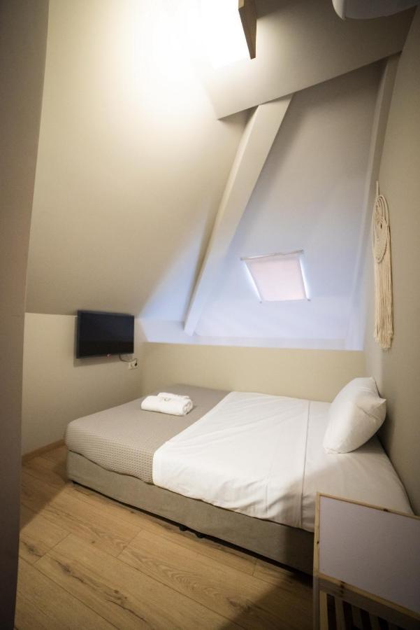 Theros Suites Dhiminio Exterior foto