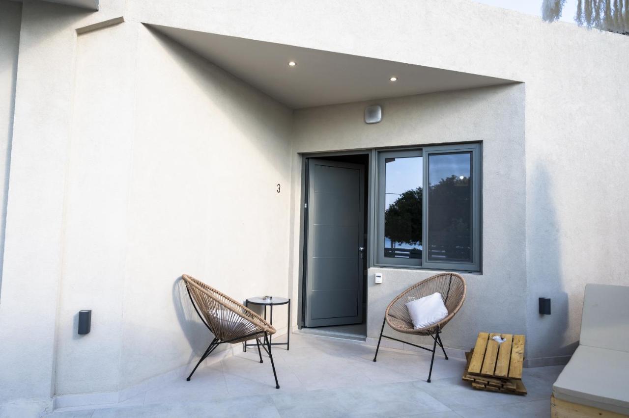 Theros Suites Dhiminio Exterior foto